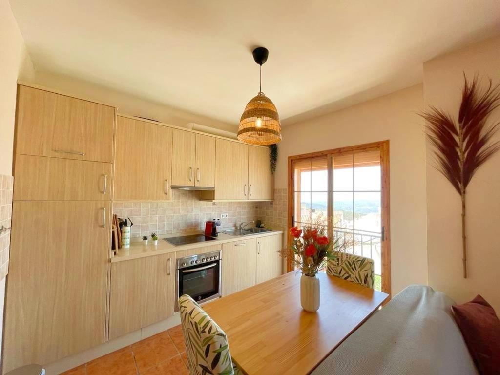 Modern, Bright And Comfortable Apartment With Shared Roof Terrace Канильяс-де-Асеитуно Экстерьер фото